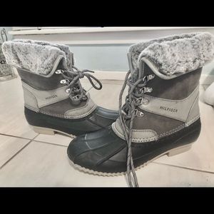 REAL Tommy Hilfiger Snow boots (reversible)